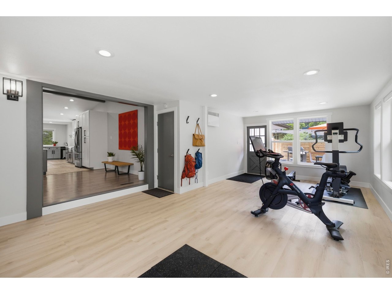 1433 Pikes Peak Ave