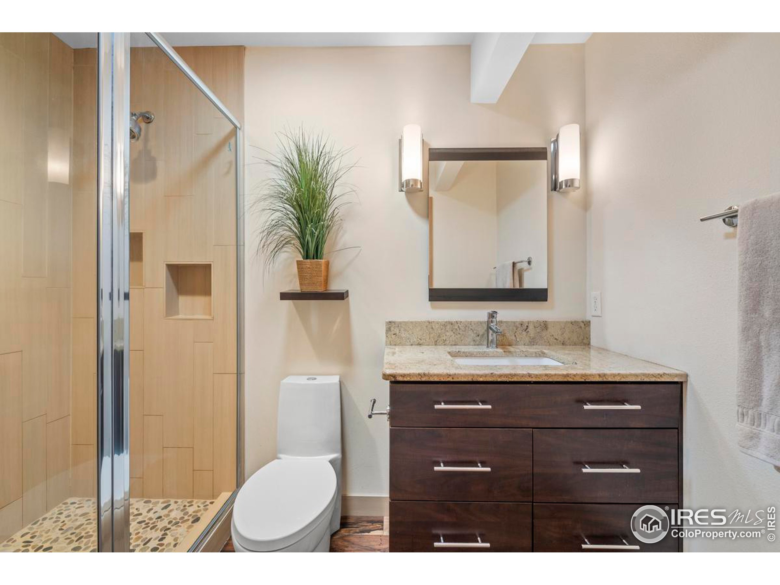 1455 Raven Cir Unit: E