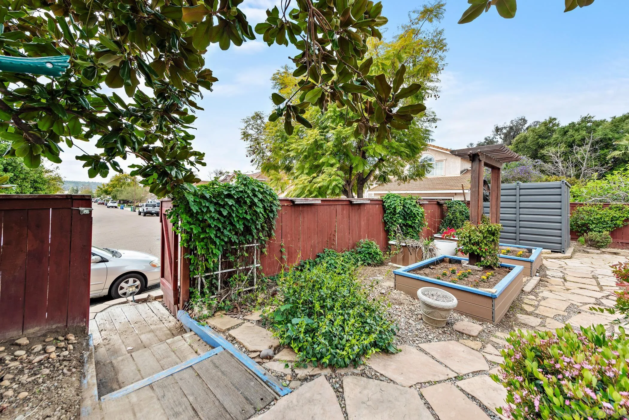 111 Wintercreek Pl