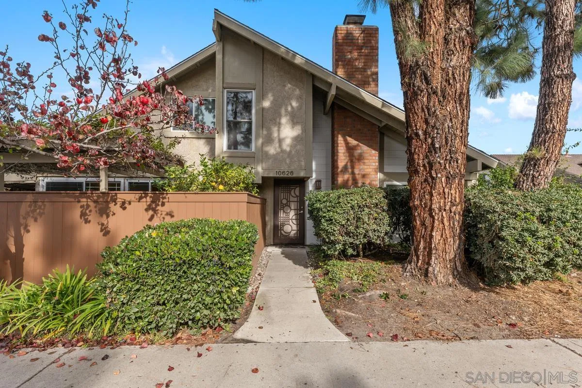 10626 Porto Ct