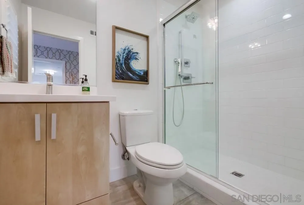 7867 Modern Oasis Dr