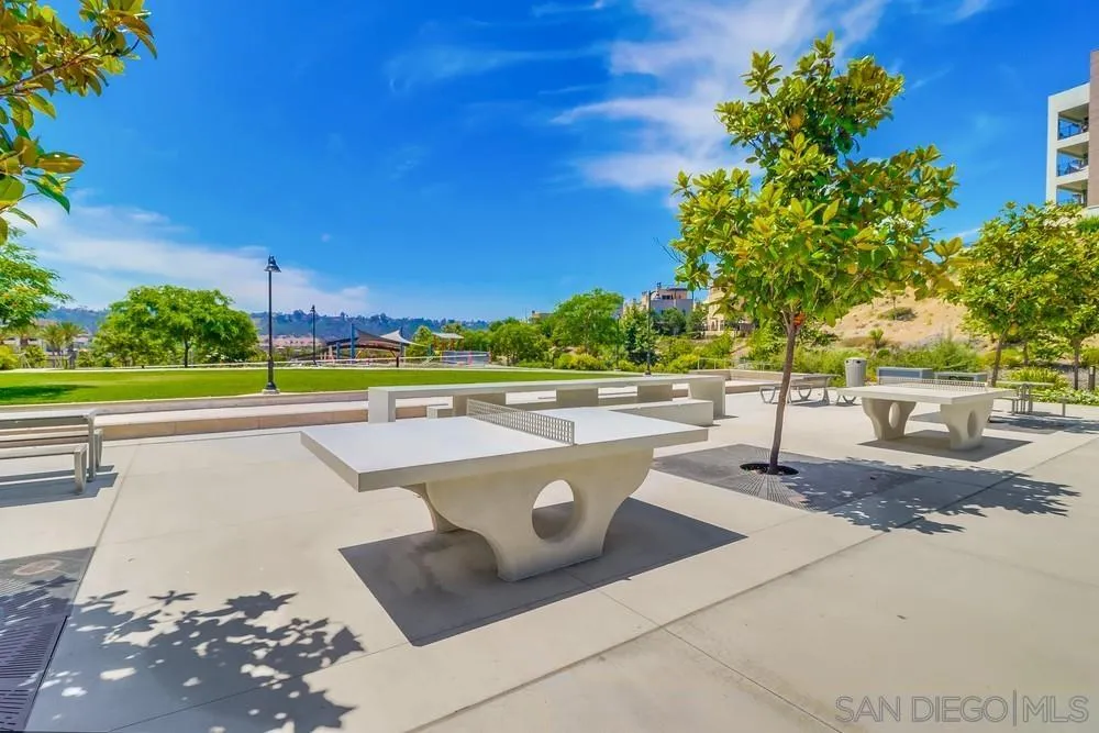 7867 Modern Oasis Dr