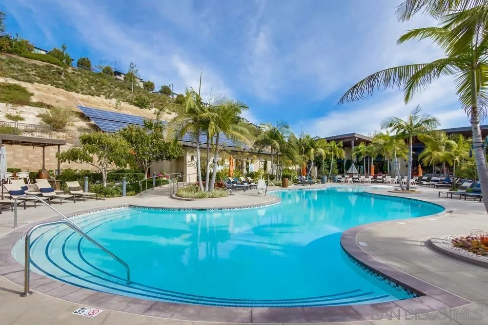 7867 Modern Oasis Dr