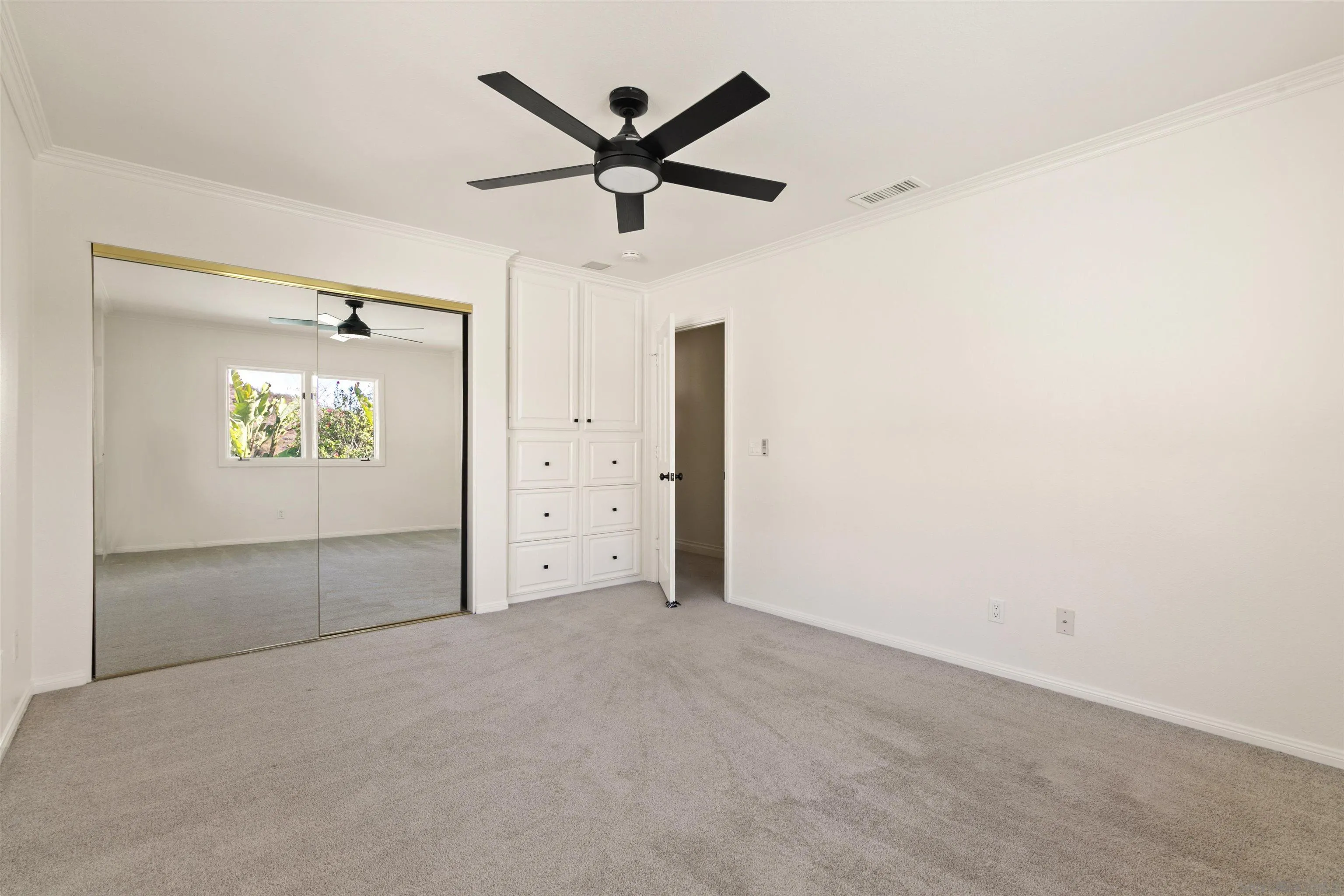 2063 Willow Glen Road