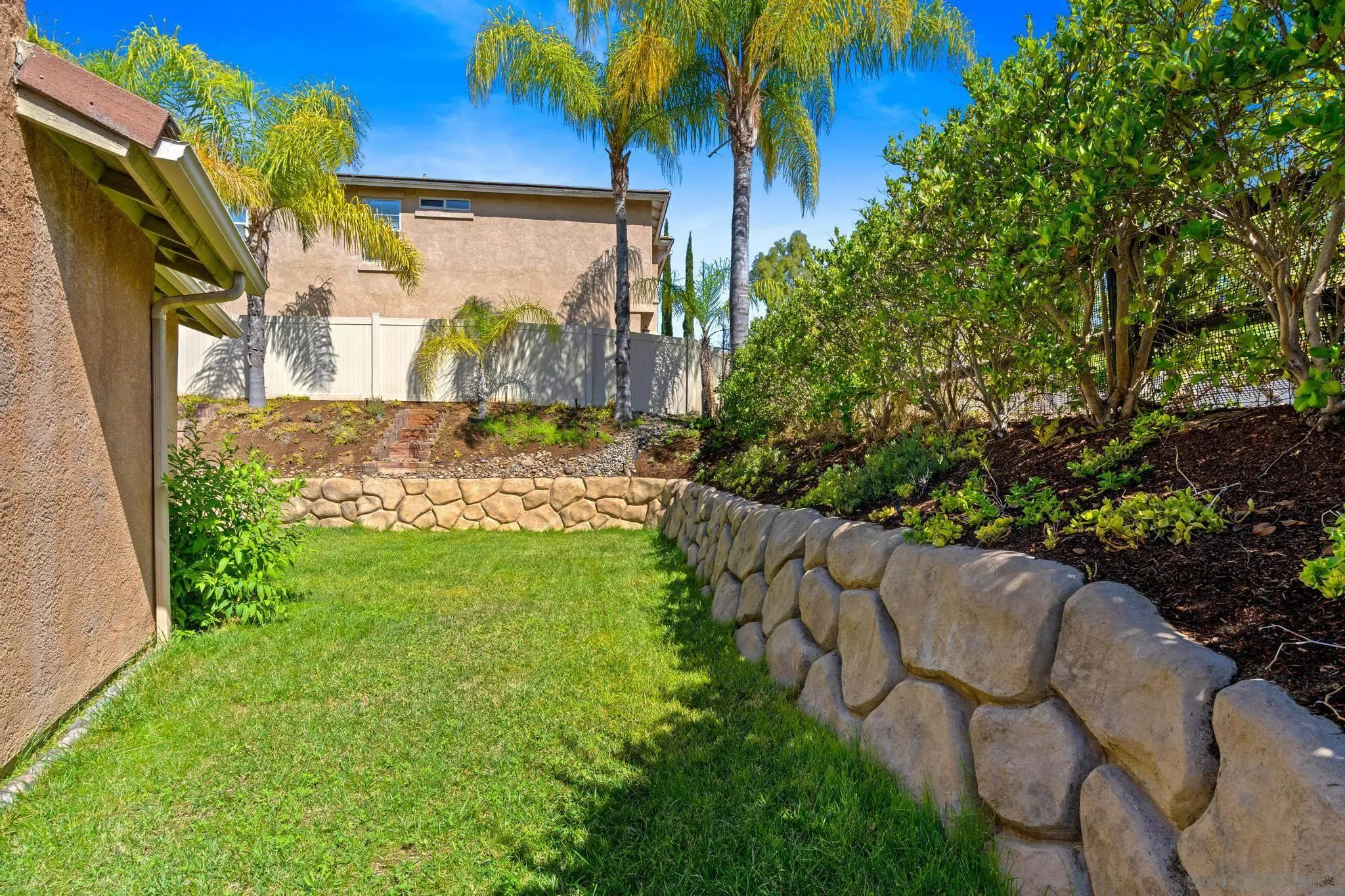 2028 Boulders Rd