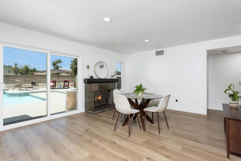 4576 Mariners Bay
