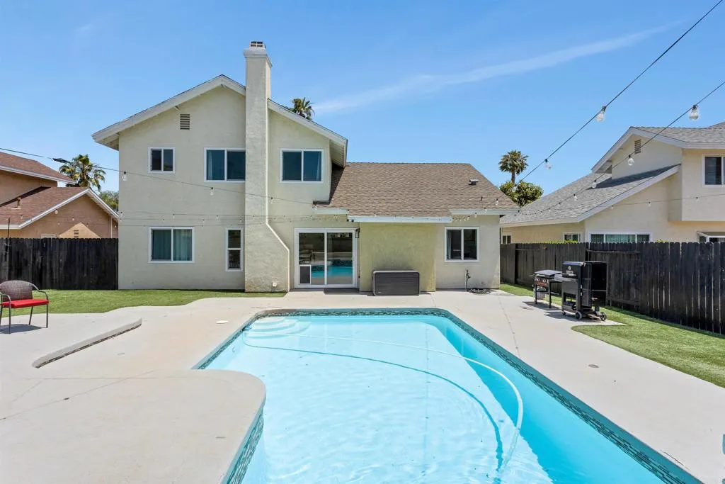 4576 Mariners Bay