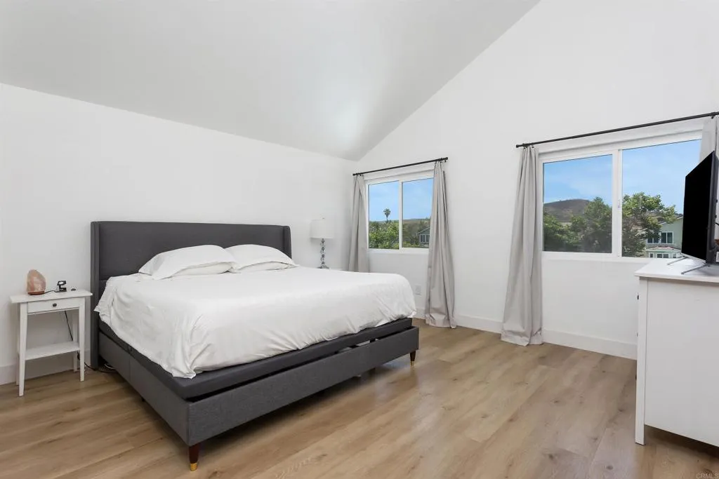 4576 Mariners Bay