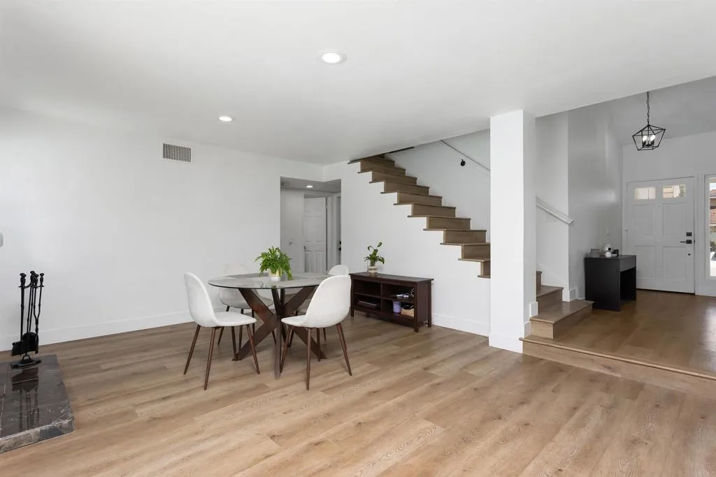 4576 Mariners Bay