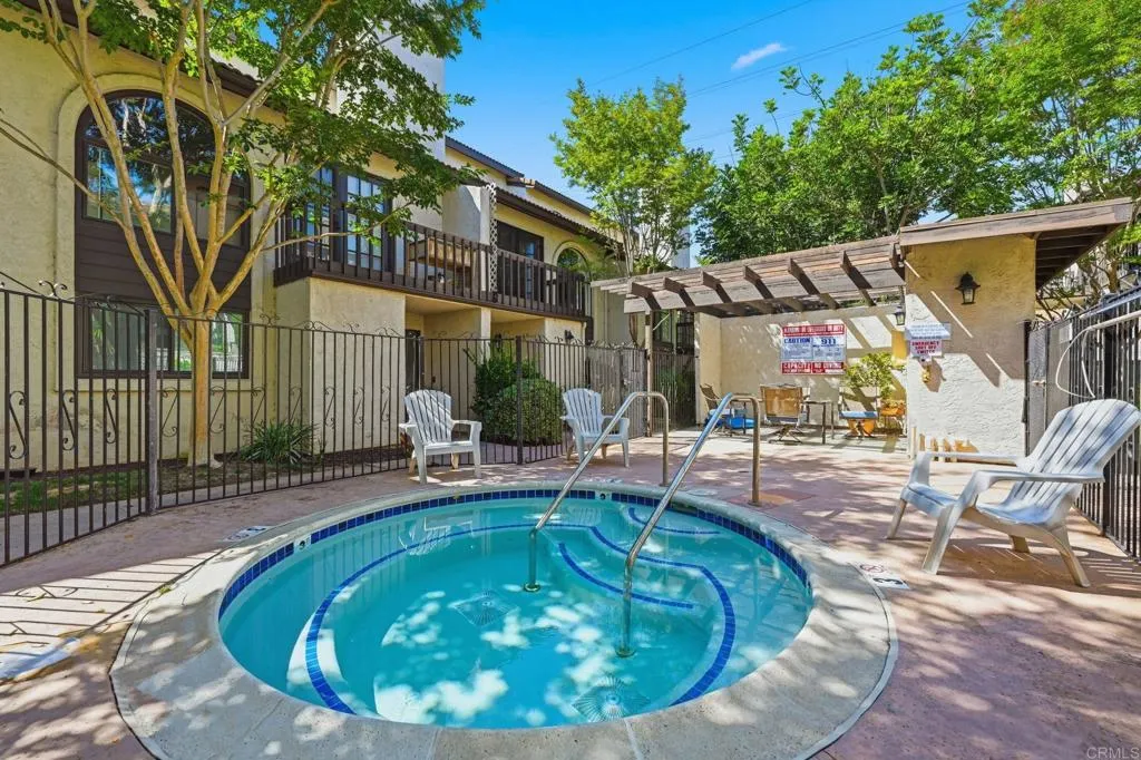 2372 Altisma Way Unit C