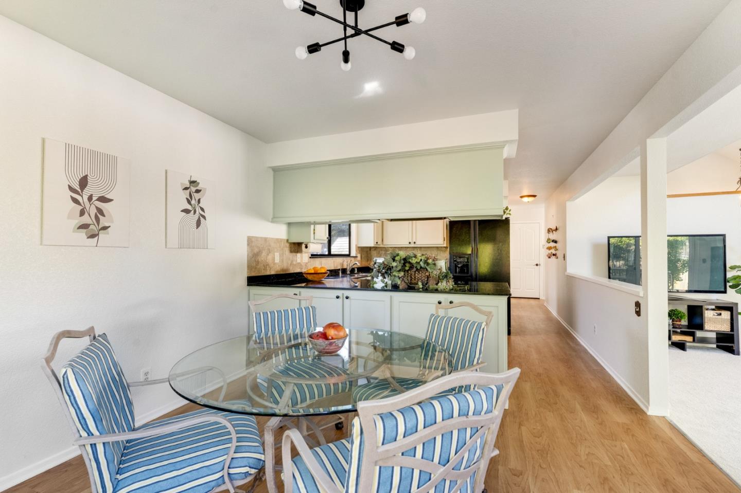 106 Madeline DR