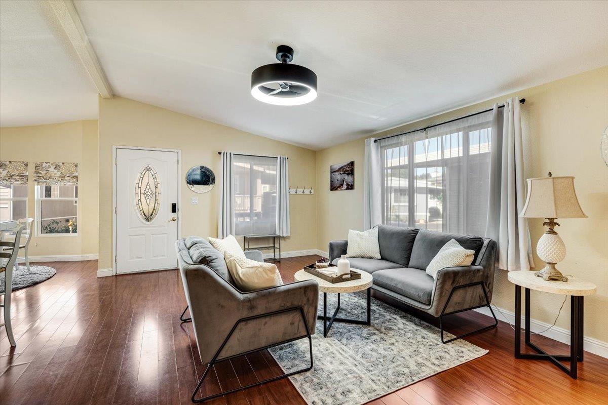 444 Whispering Pines Drive Unit: 18
