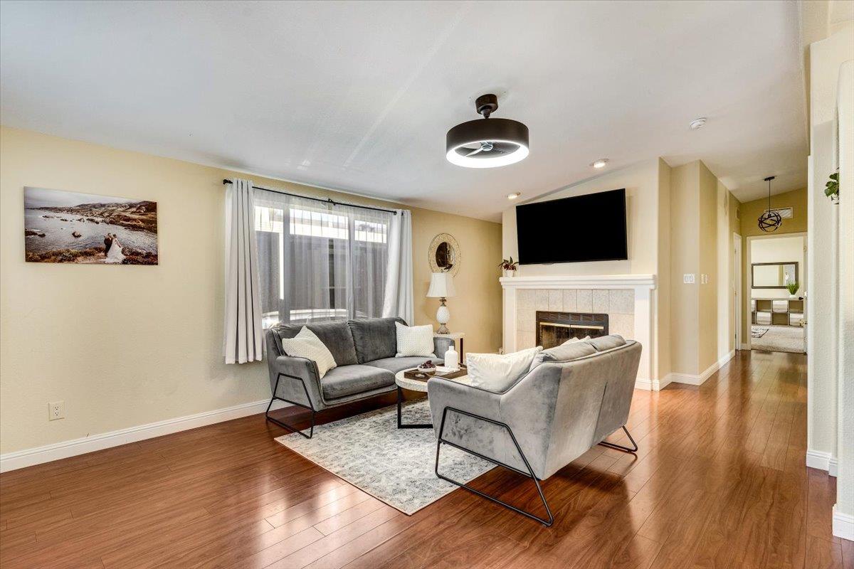 444 Whispering Pines Drive Unit: 18