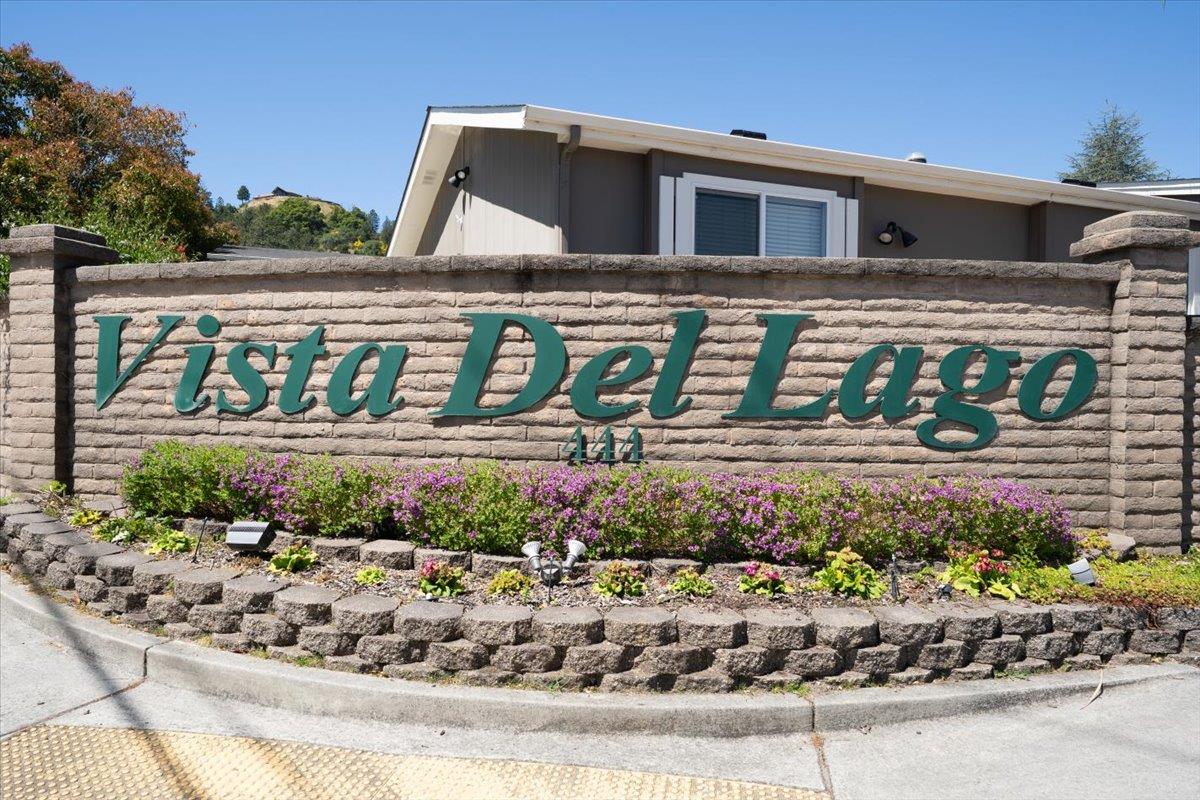 444 Whispering Pines Drive Unit: 18