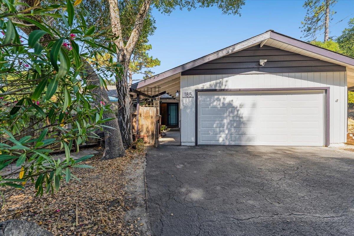 185 Woodston Way