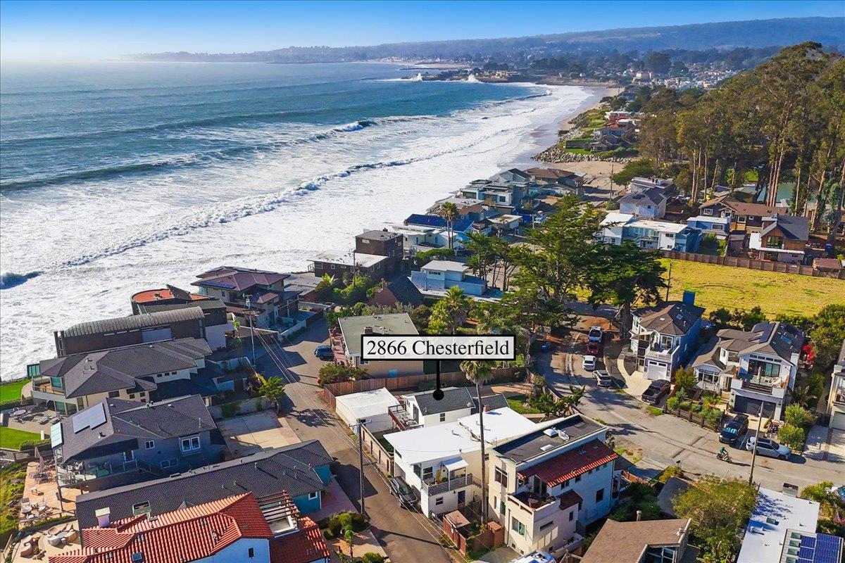 2866 Chesterfield Drive