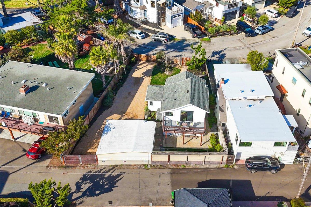 2866 Chesterfield Drive