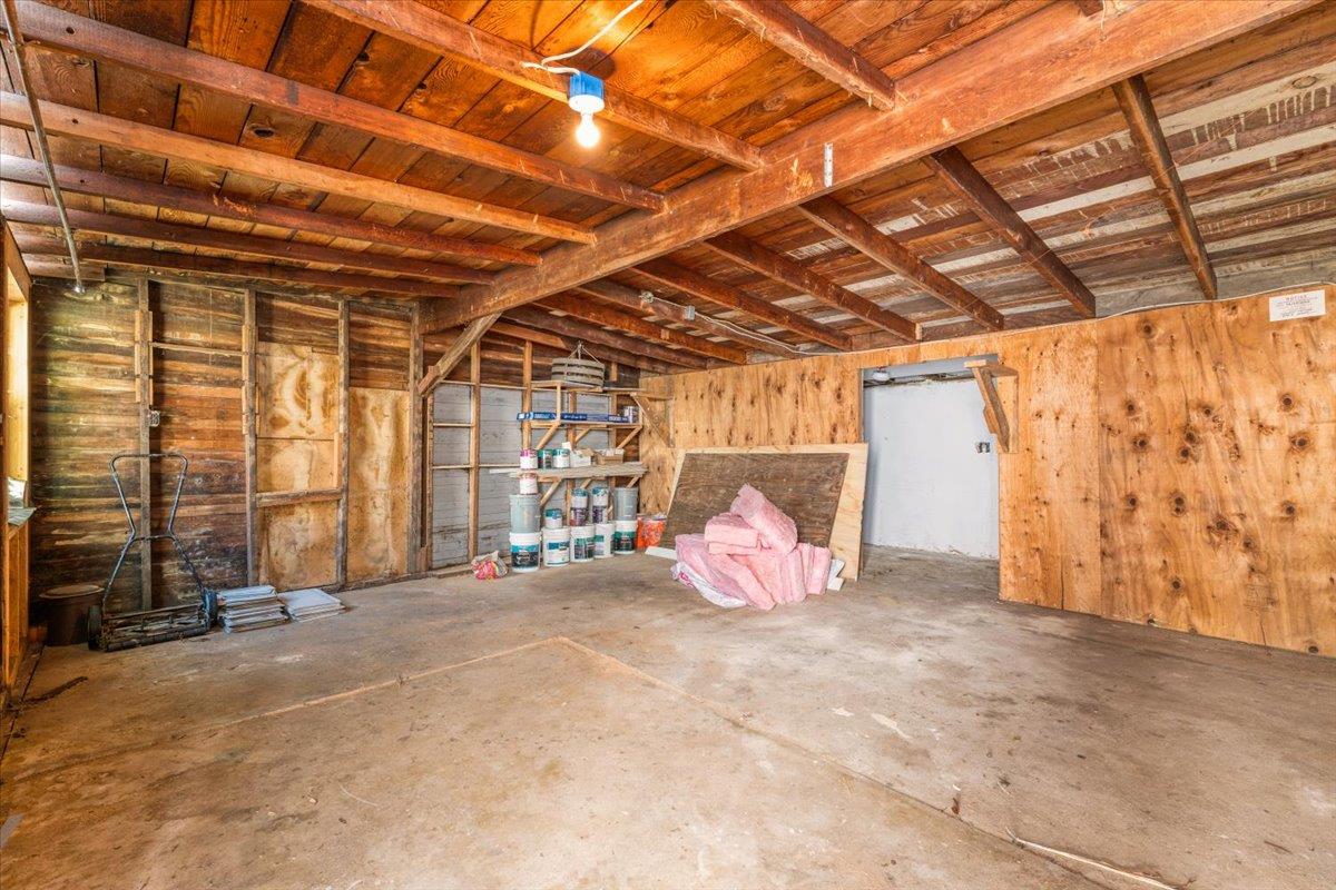 2866 Chesterfield Drive