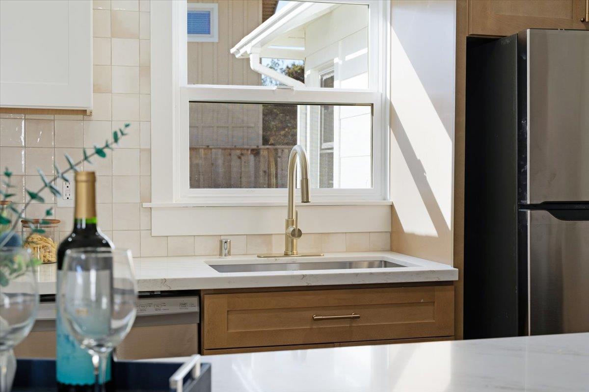 2866 Chesterfield Drive