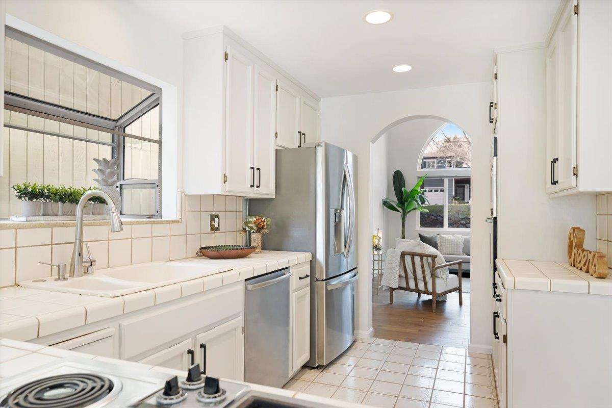 334 Lee Street Street