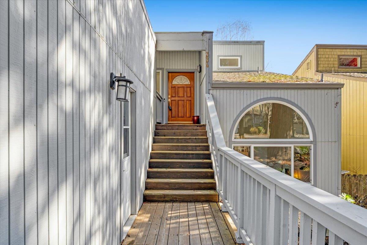 334 Lee Street Street