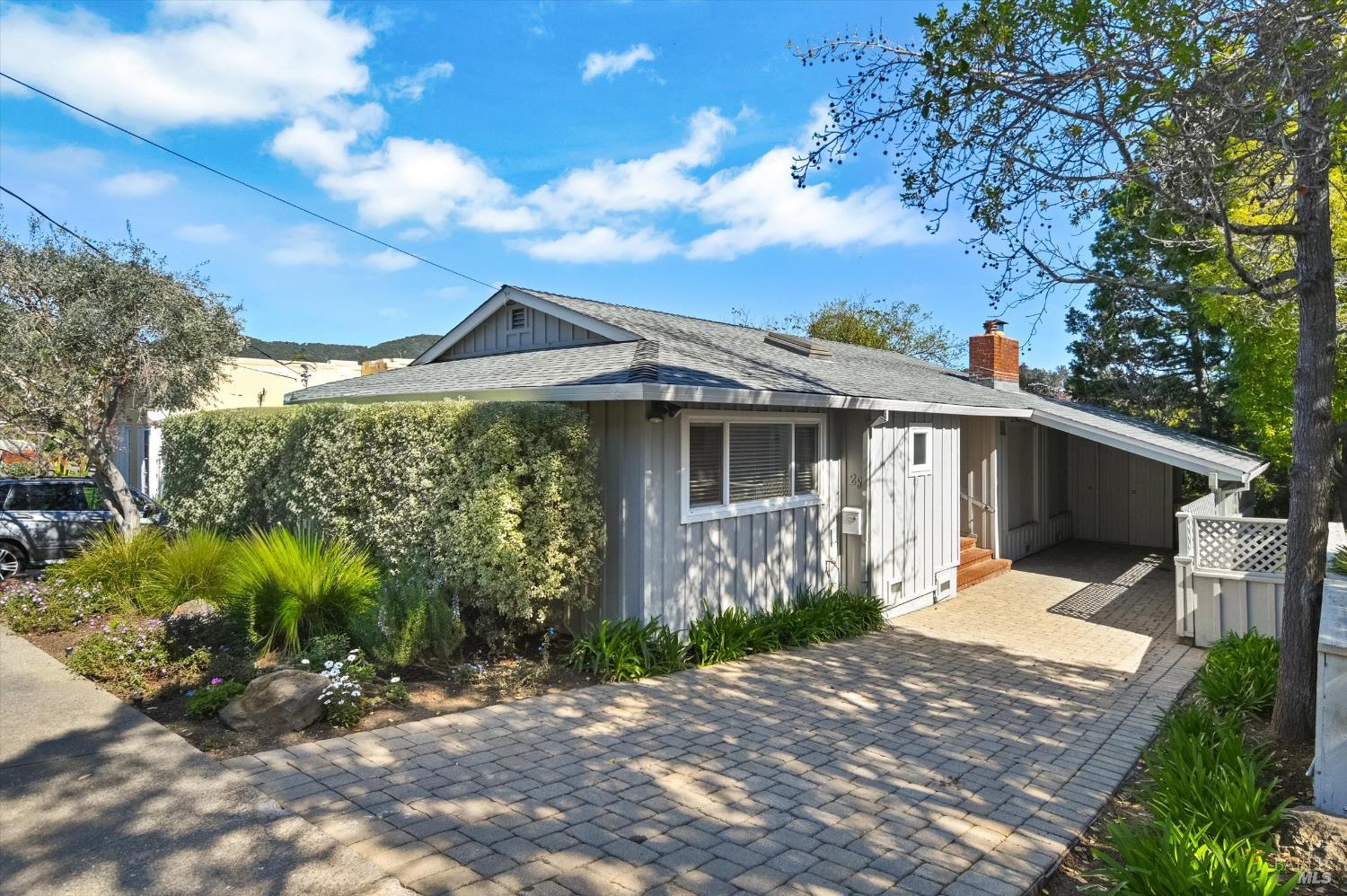 28 Hillcrest Drive