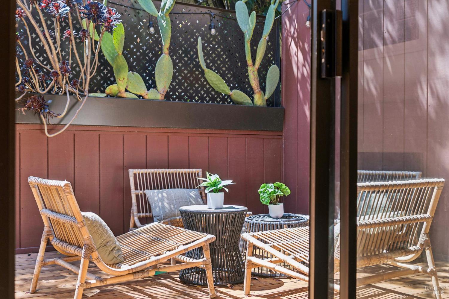 820 Mission Avenue Unit: #4