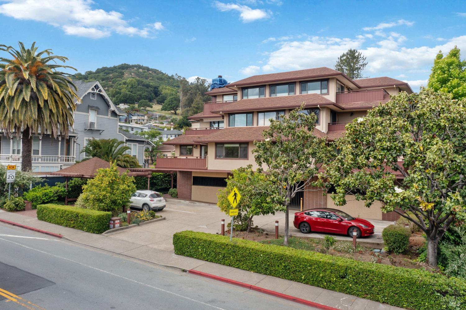 820 Mission Avenue Unit: #4