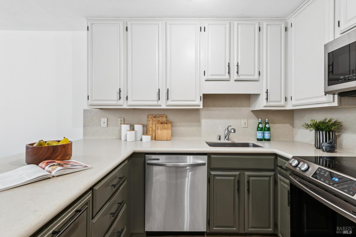 820 Mission Avenue Unit: #4