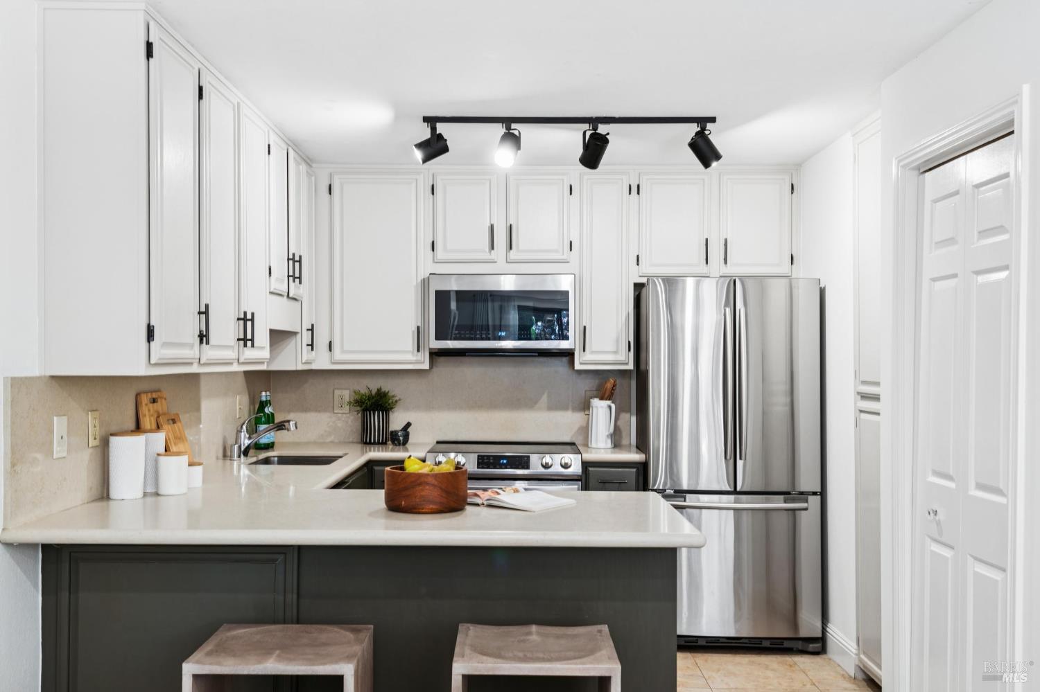 820 Mission Avenue Unit: #4