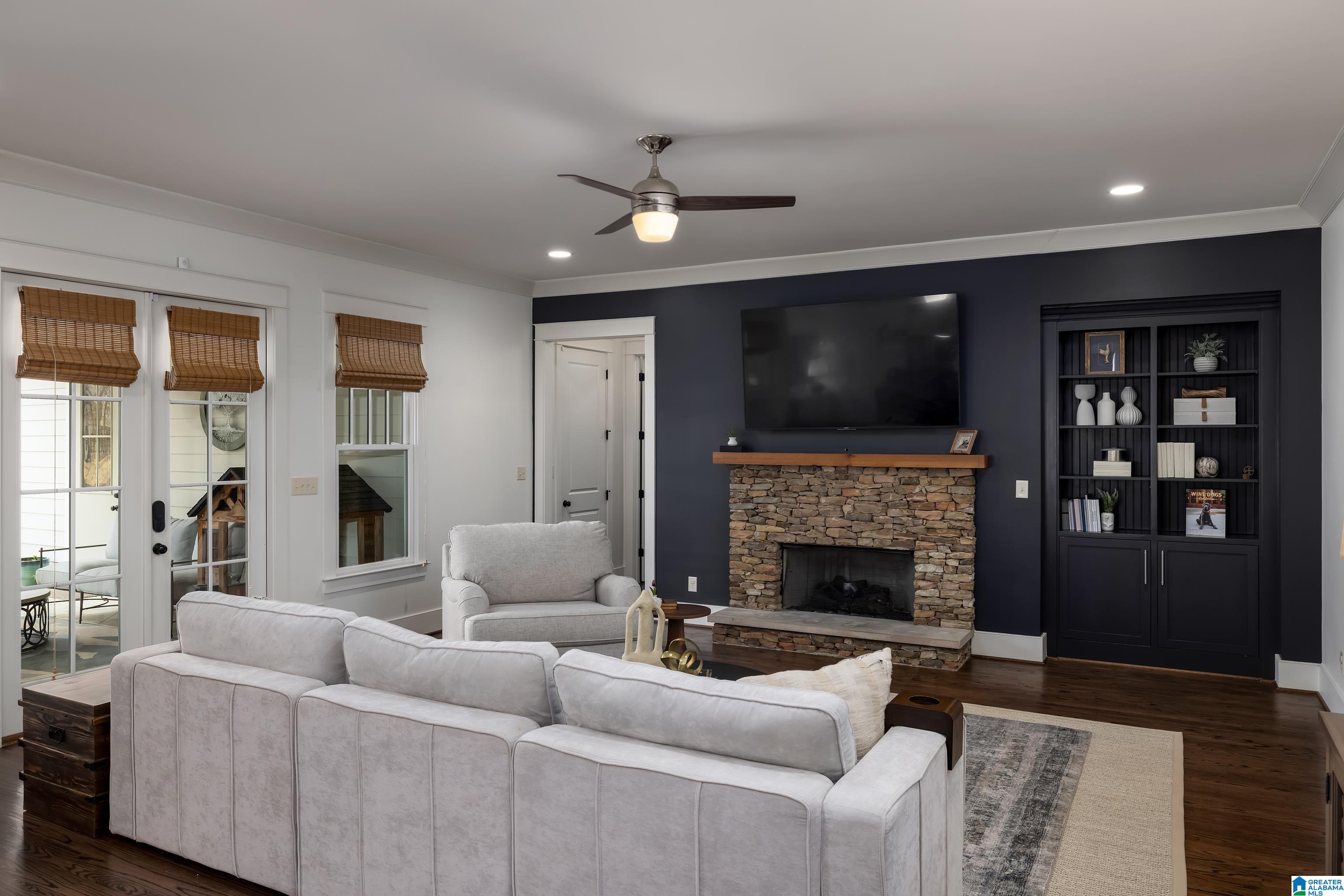 654 RESTORATION DRIVE