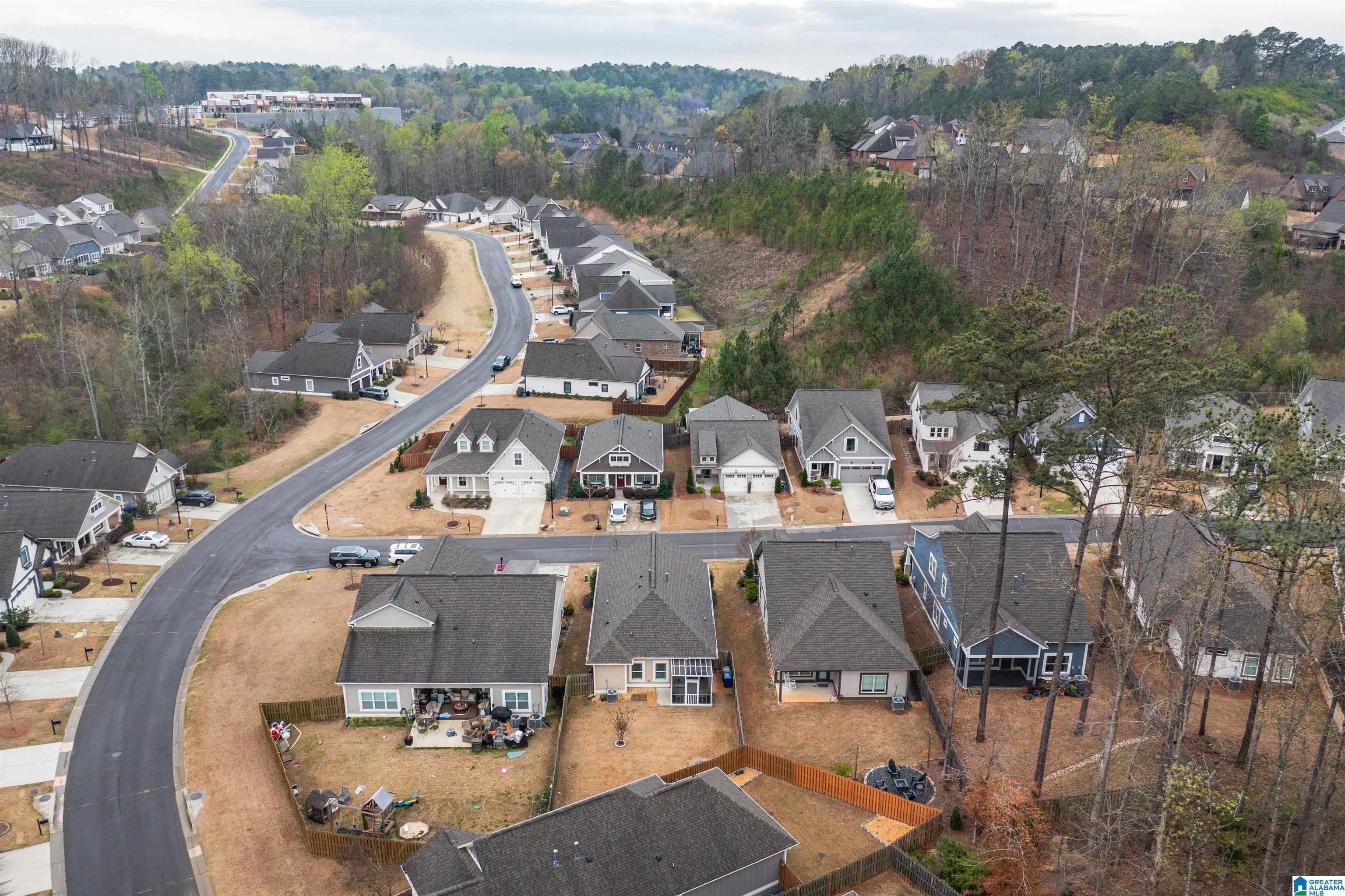 3907 CREST LANDING