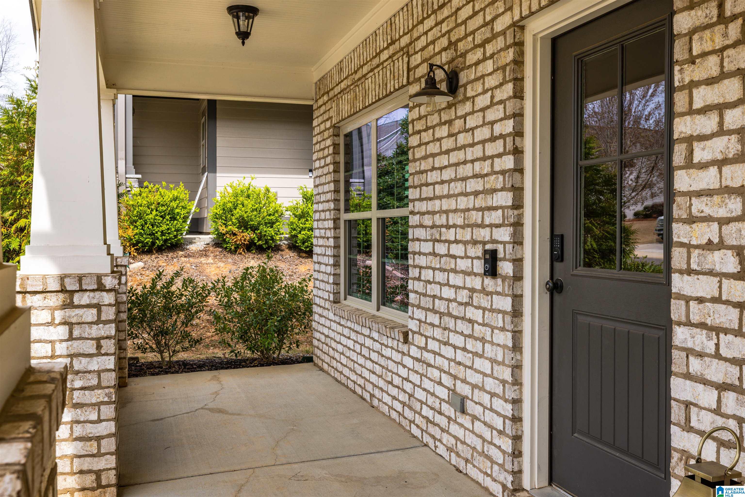 3907 CREST LANDING
