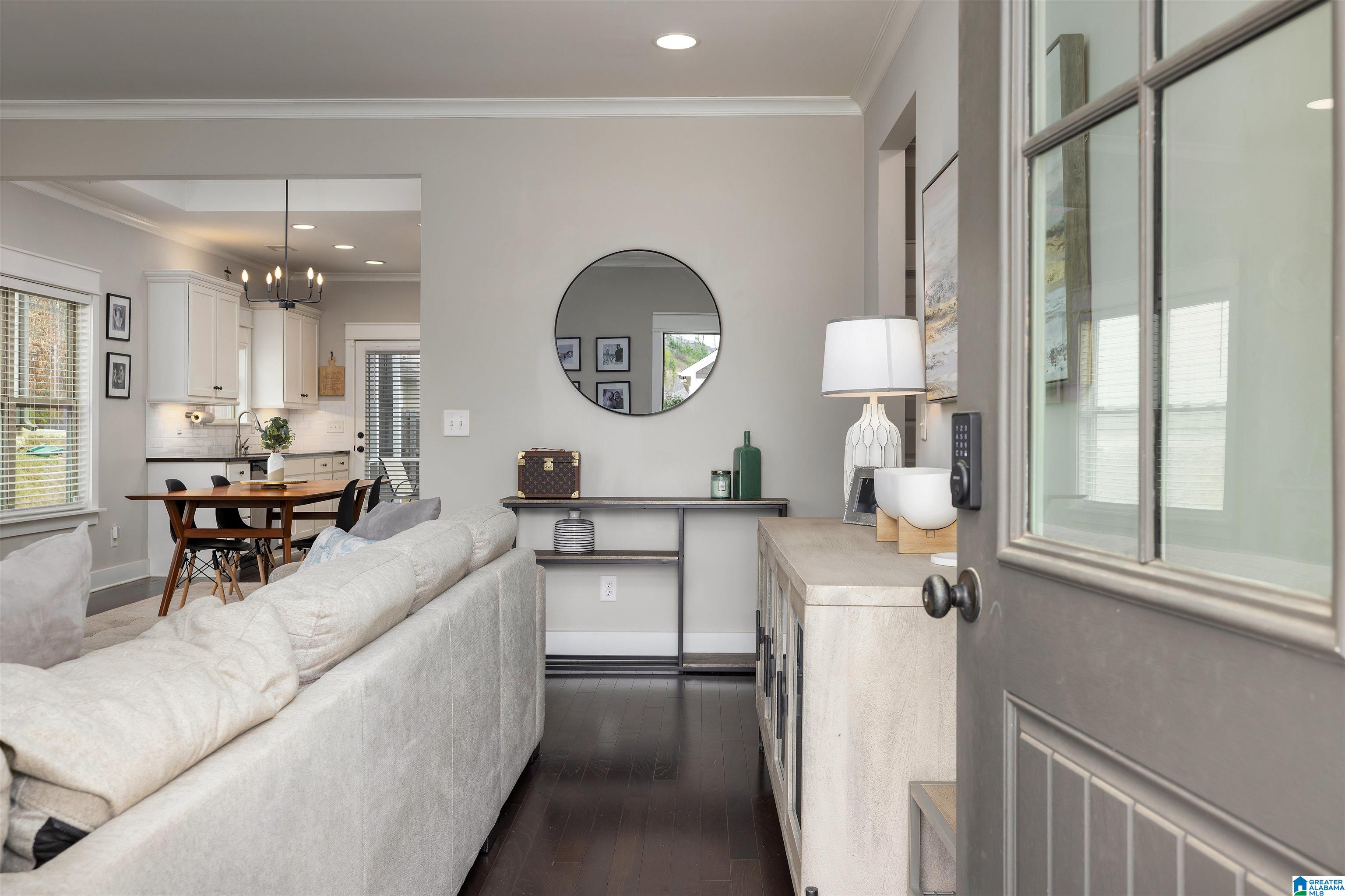 3907 CREST LANDING