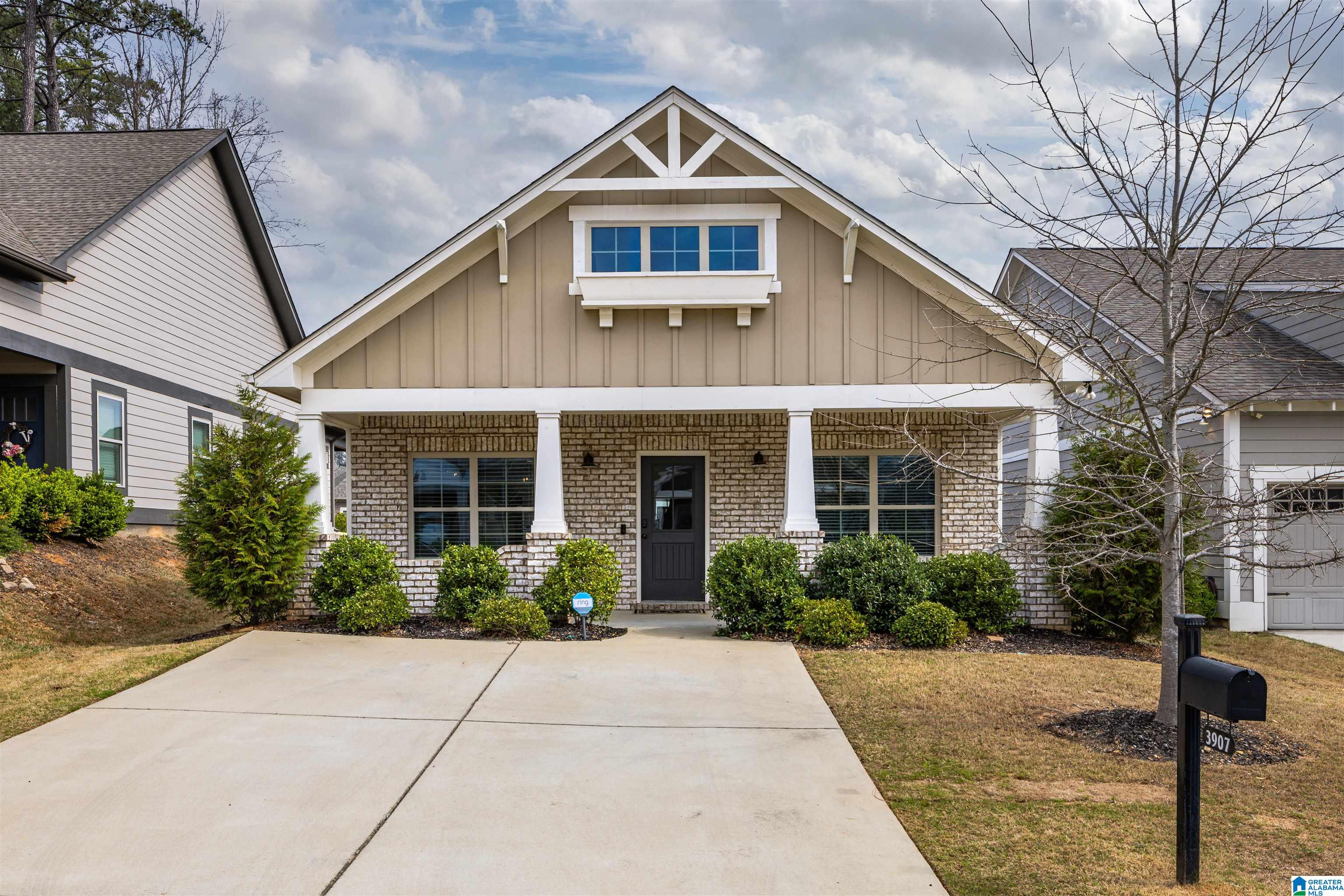 3907 CREST LANDING