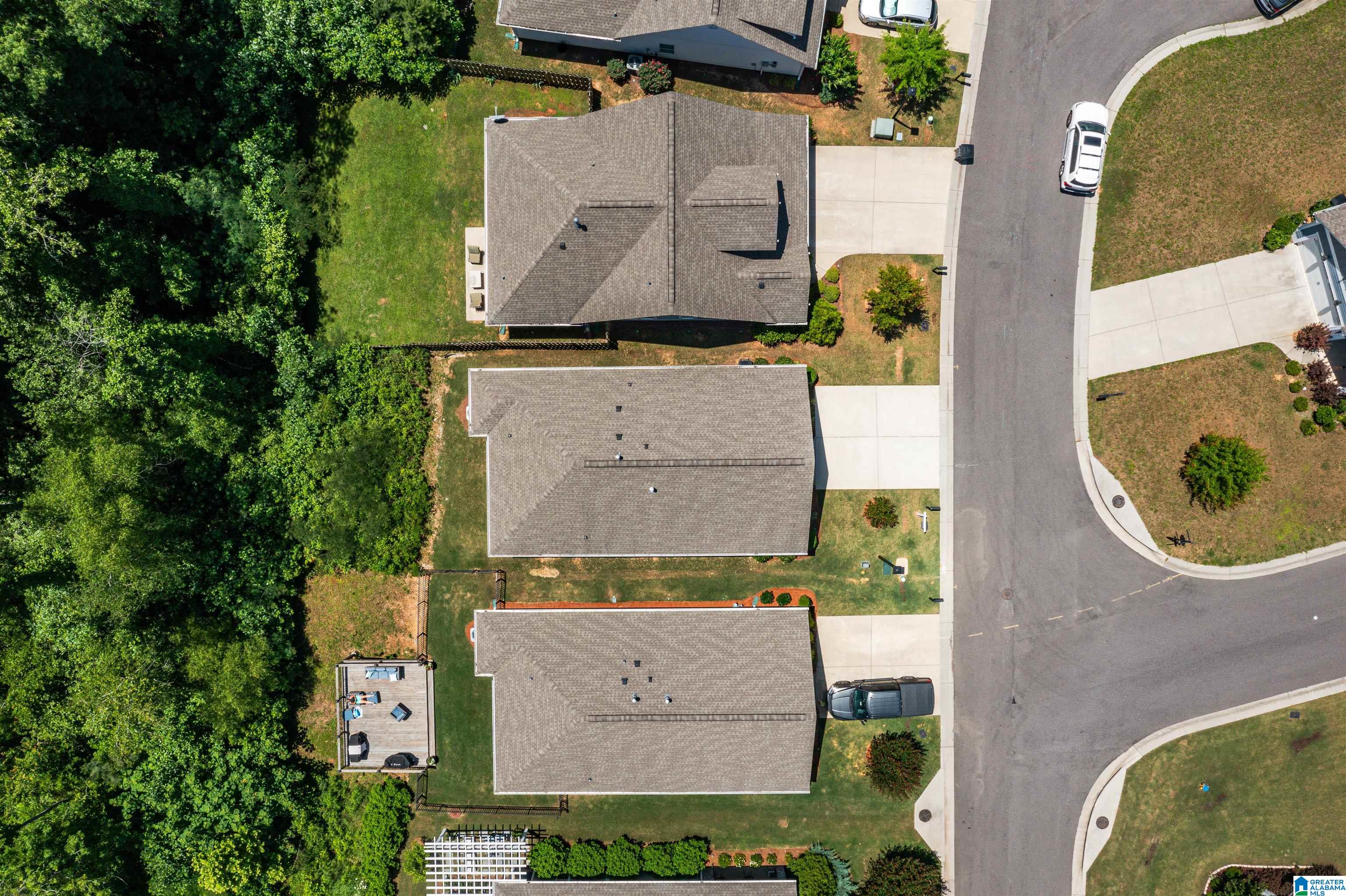 1425 VALLEY TRACE