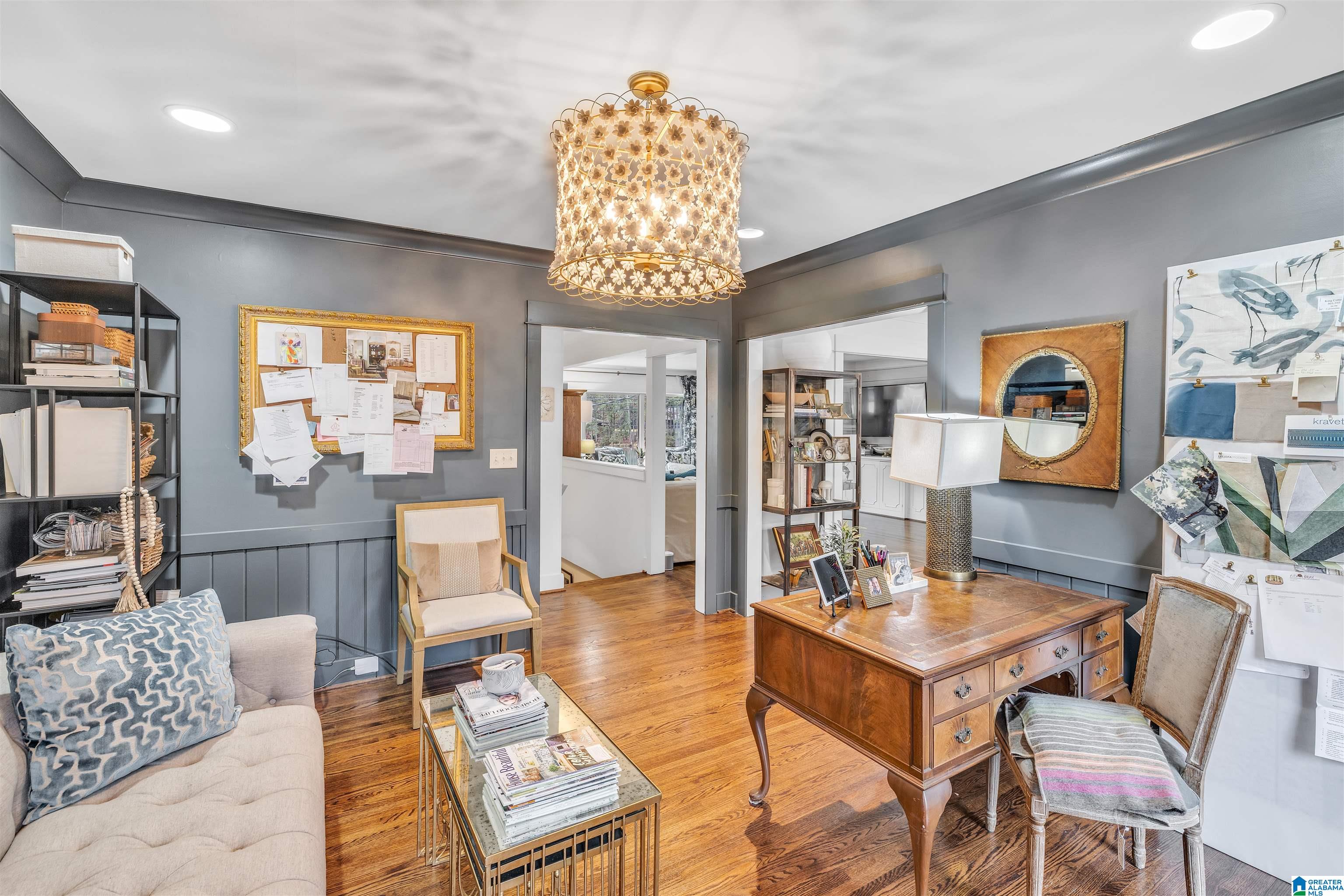 2125 VESTAVIA LAKE DRIVE