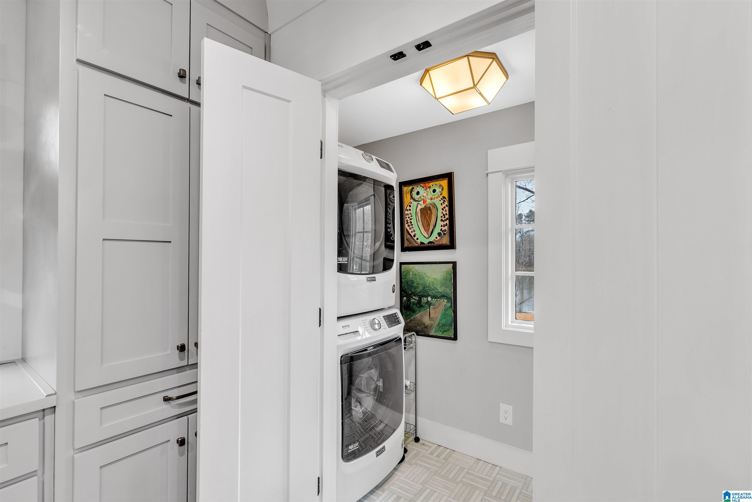 2125 VESTAVIA LAKE DRIVE