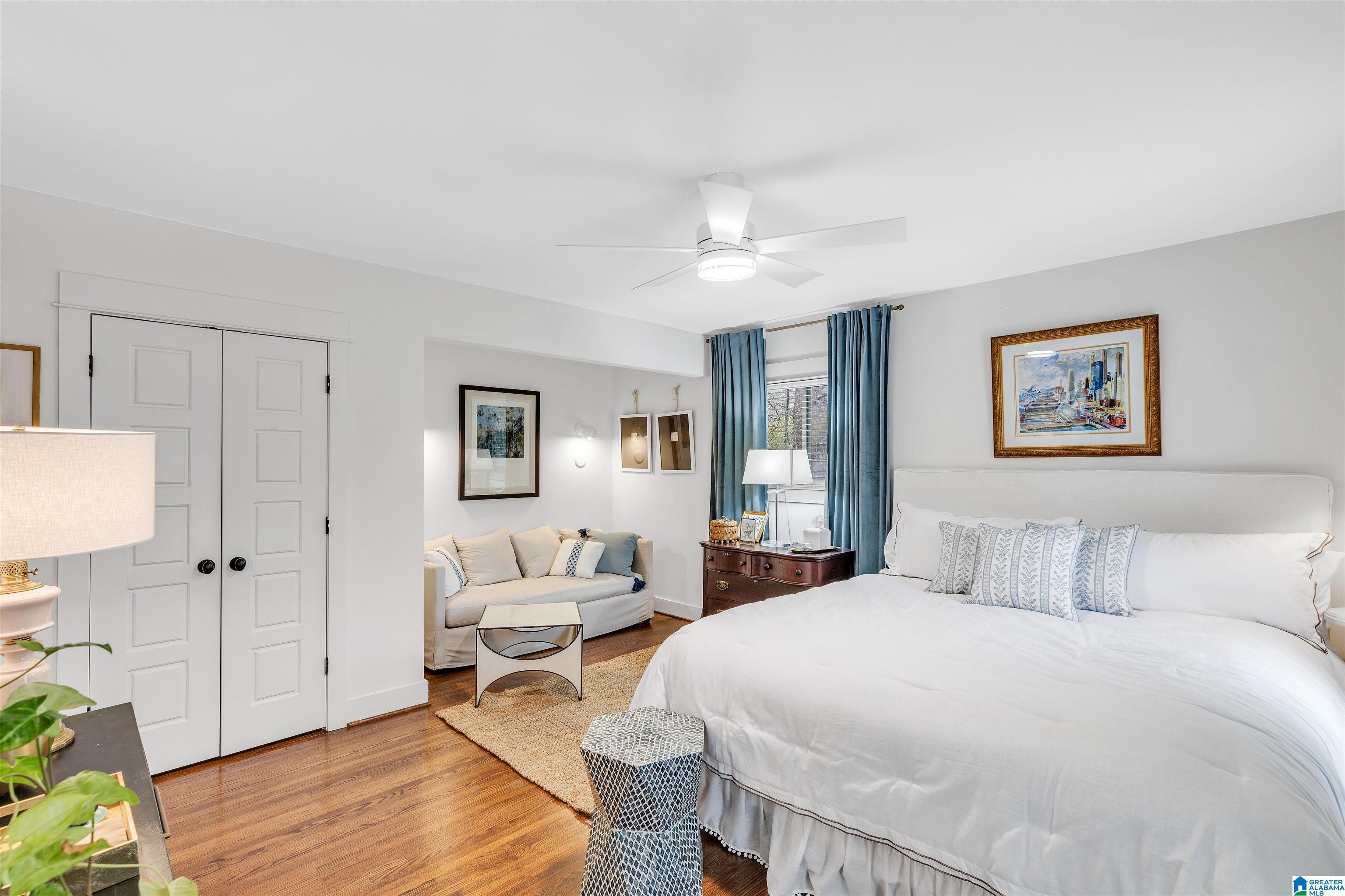 2125 VESTAVIA LAKE DRIVE