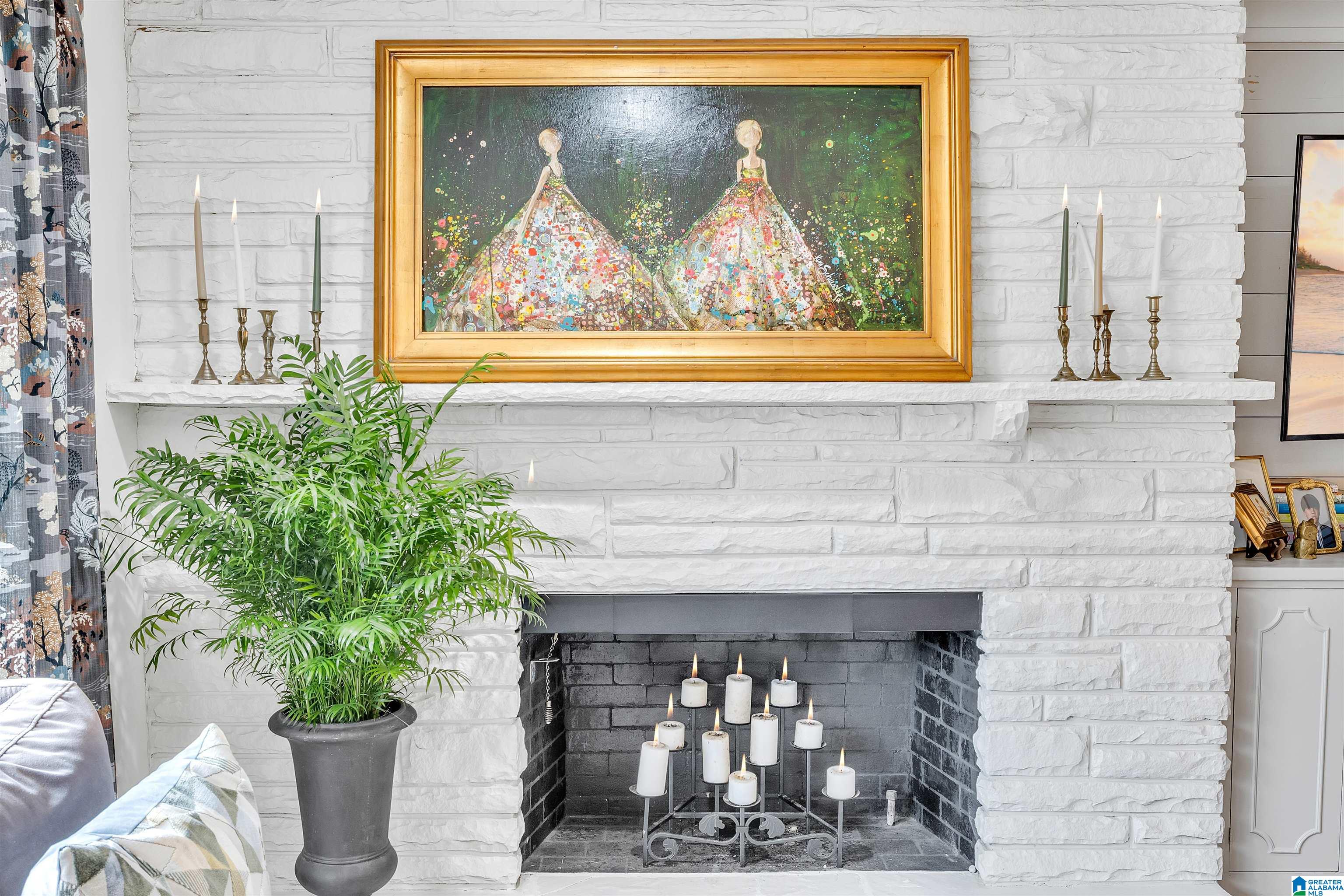 2125 VESTAVIA LAKE DRIVE