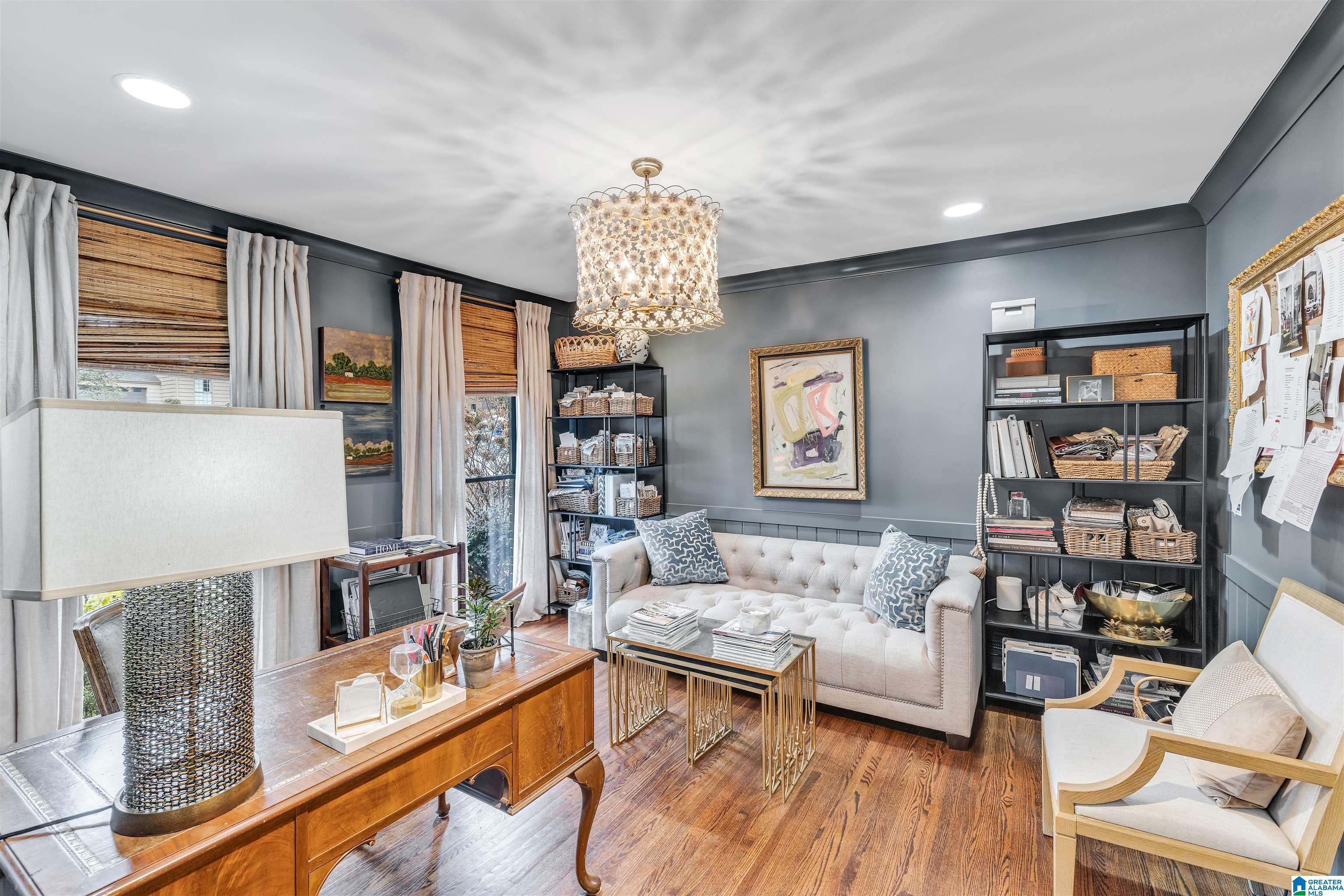 2125 VESTAVIA LAKE DRIVE