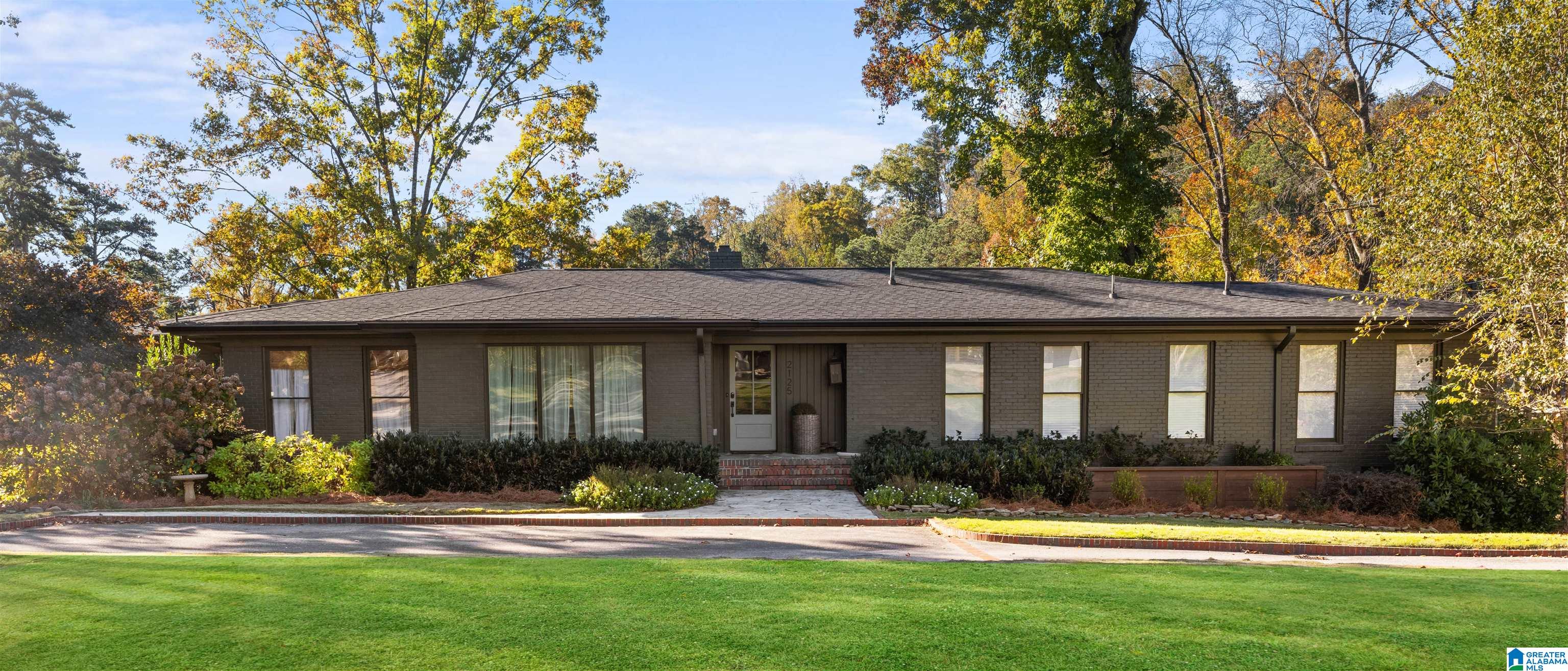 2125 VESTAVIA LAKE DRIVE