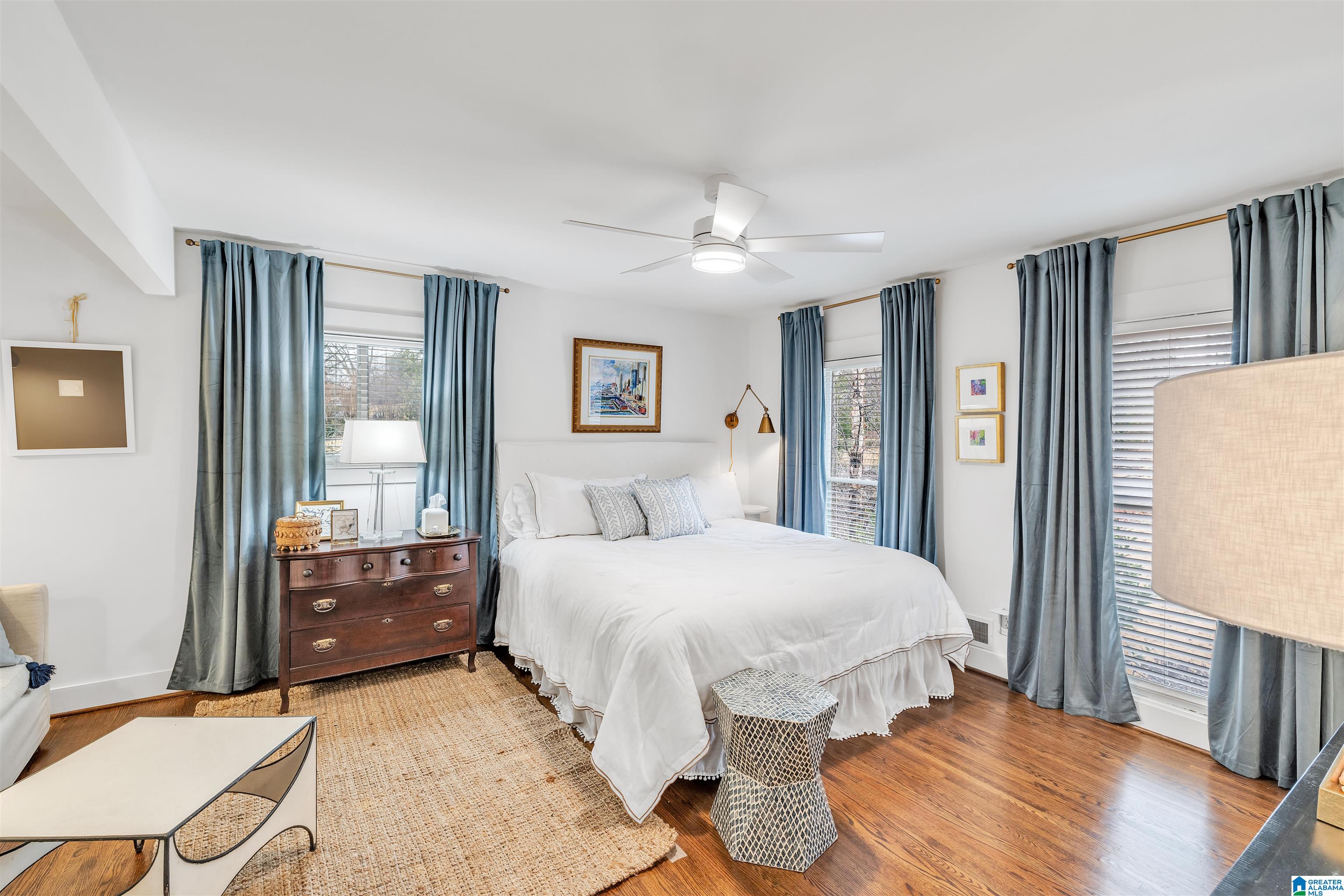 2125 VESTAVIA LAKE DRIVE