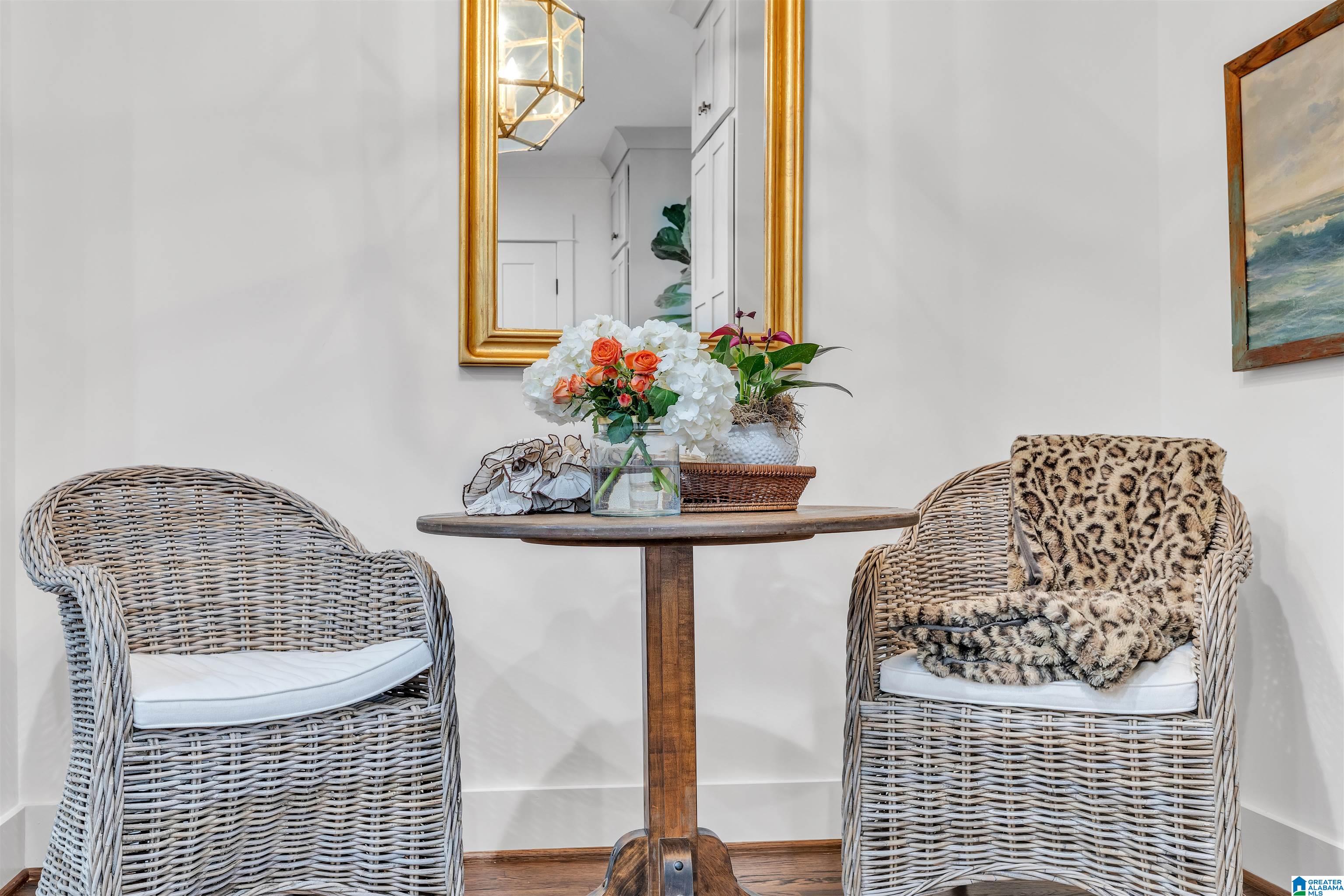 2125 VESTAVIA LAKE DRIVE