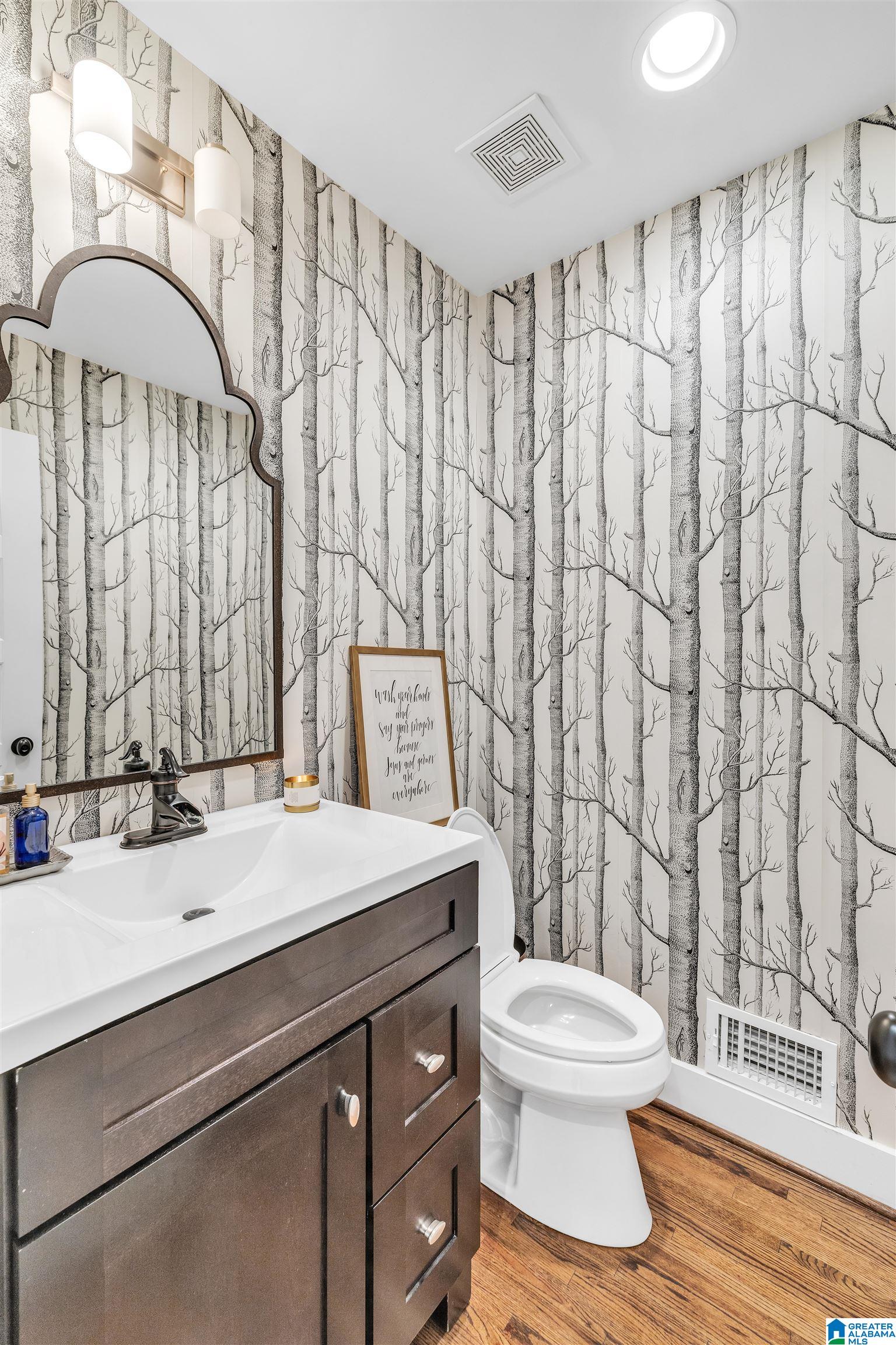 2125 VESTAVIA LAKE DRIVE