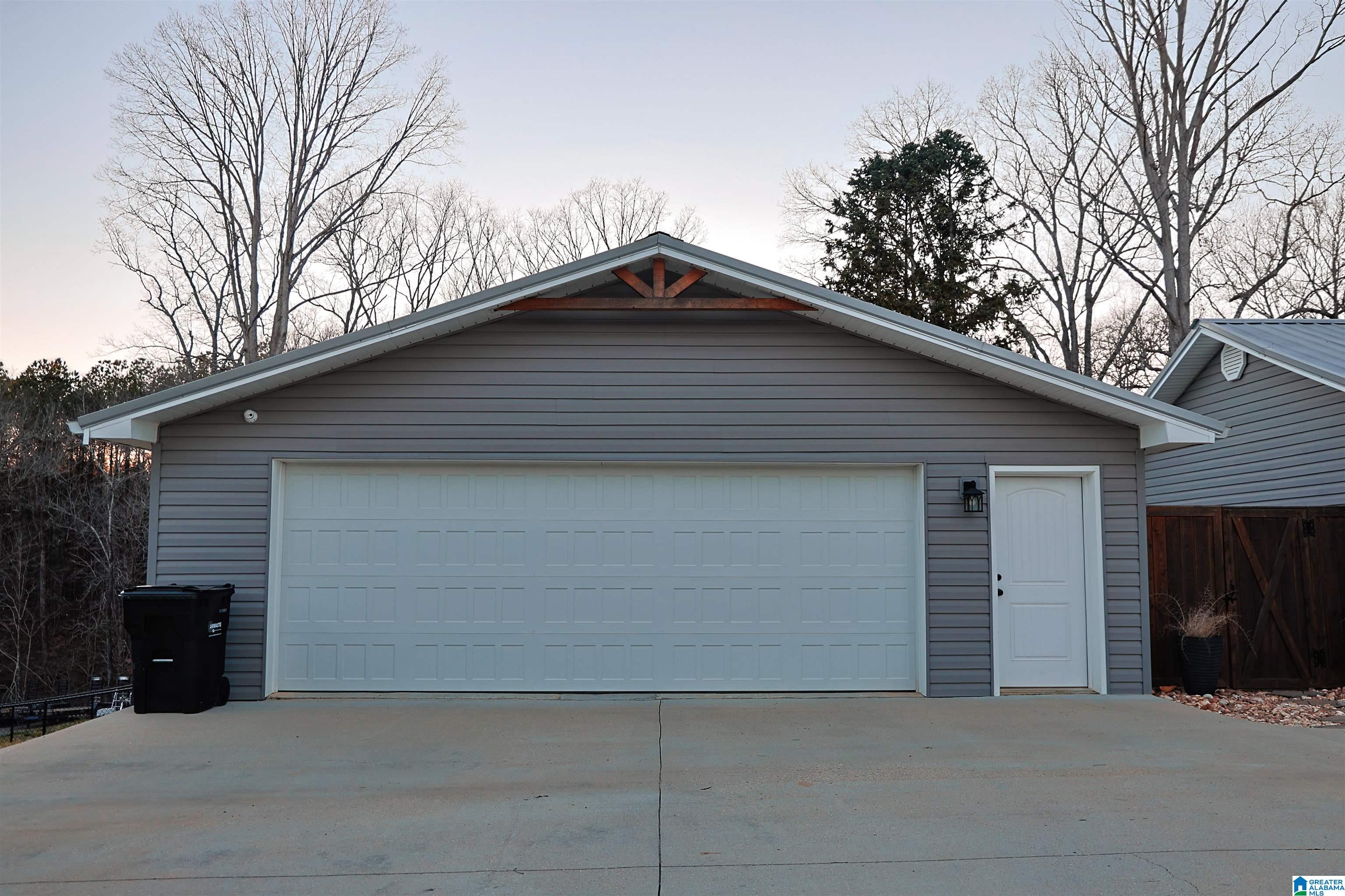 2365 JIM RANEY LANE