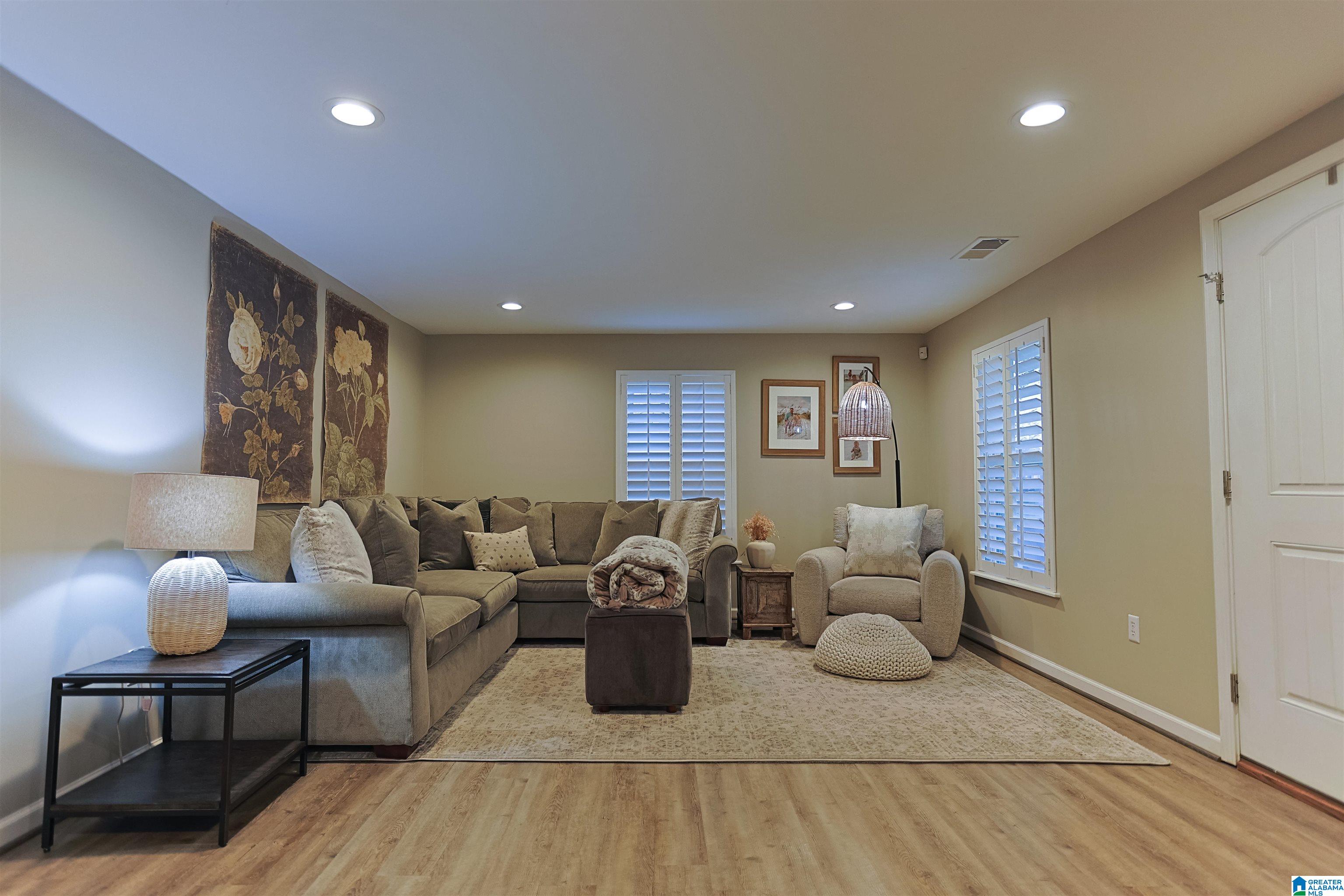 2365 JIM RANEY LANE