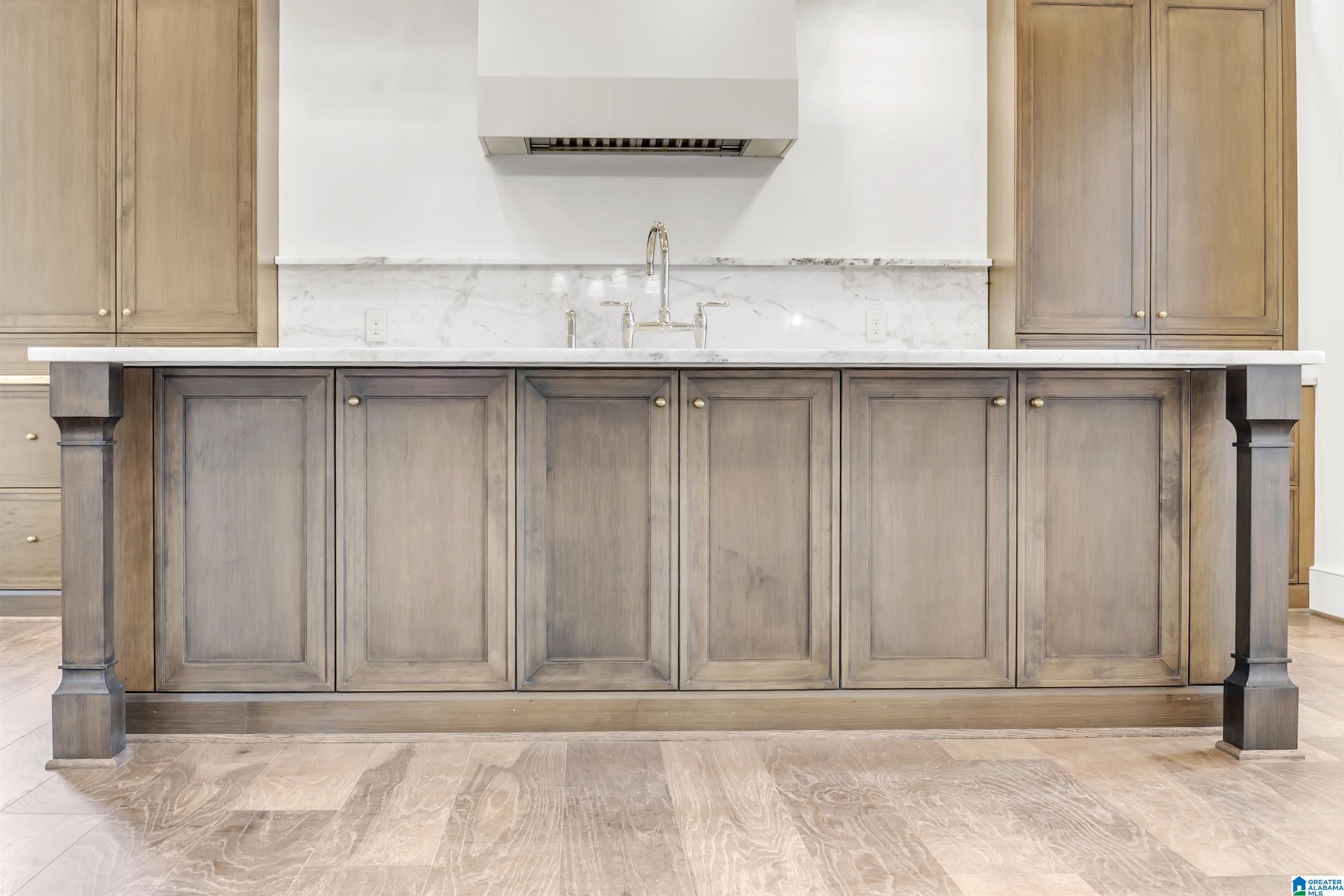 2263 FIVE OAKS TRAIL