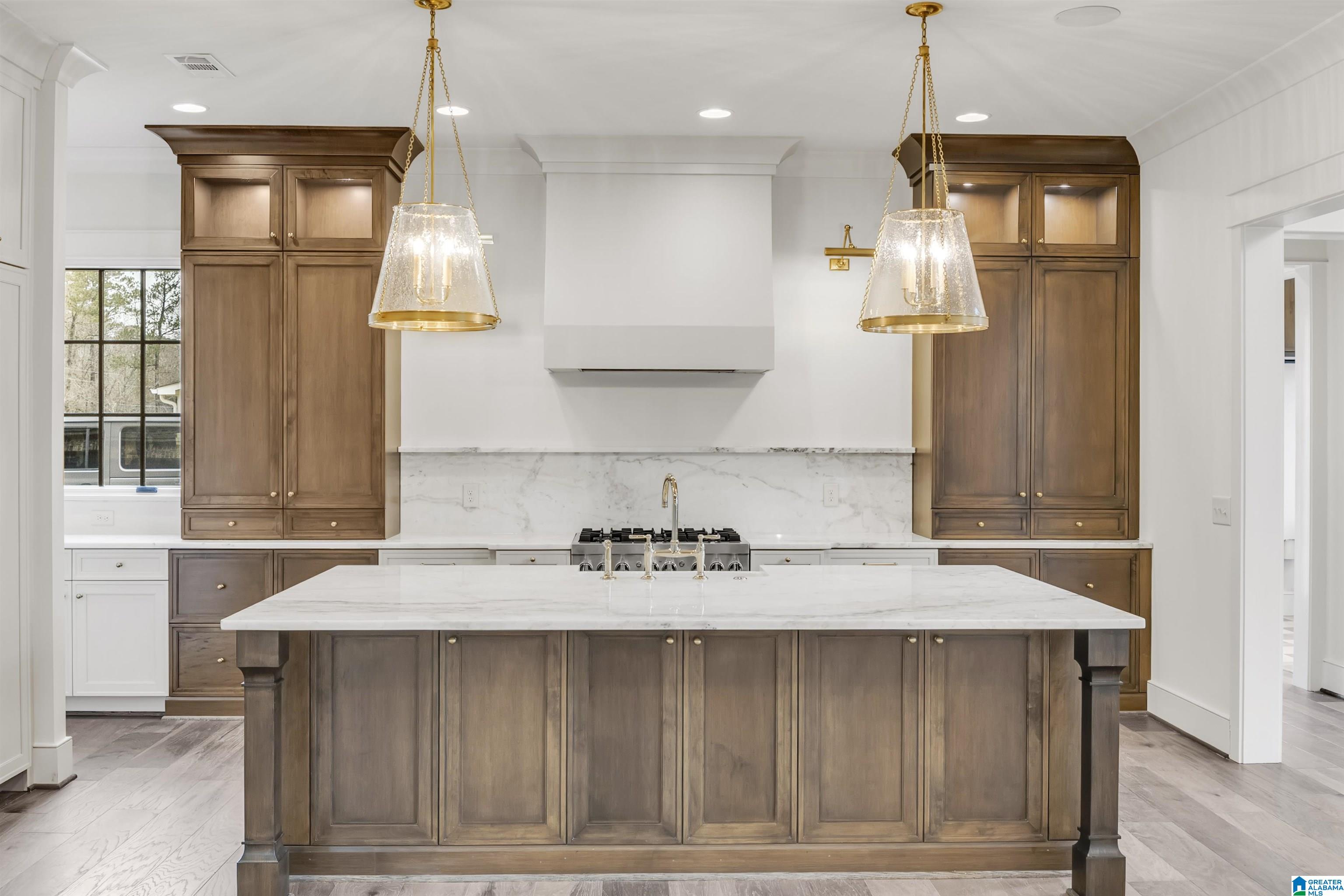 2263 FIVE OAKS TRAIL