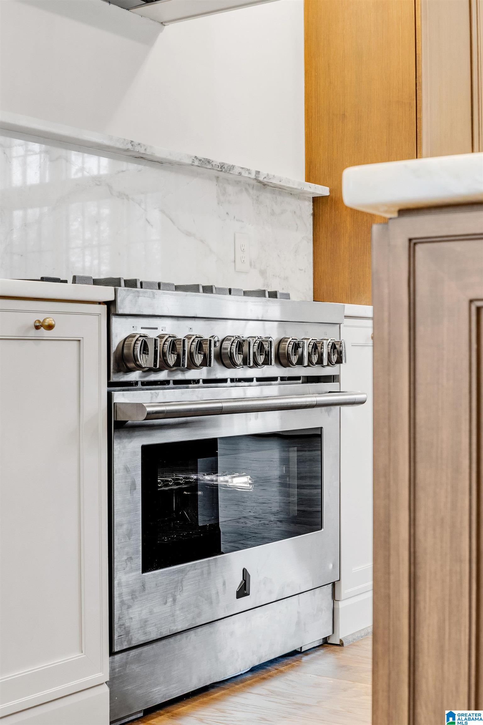 2263 FIVE OAKS TRAIL